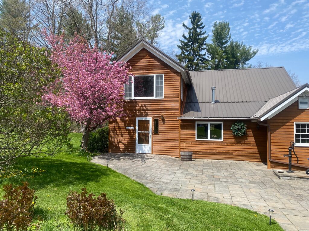 Finger Lakes Chalets Farmhouse Annex